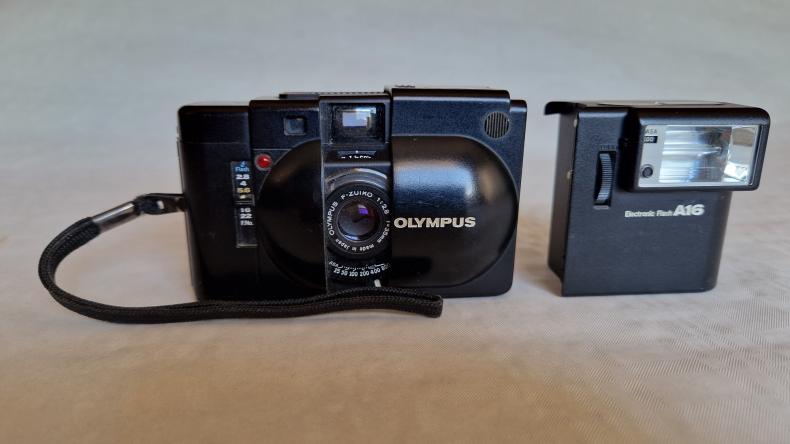 KAMERA OLYMPUS