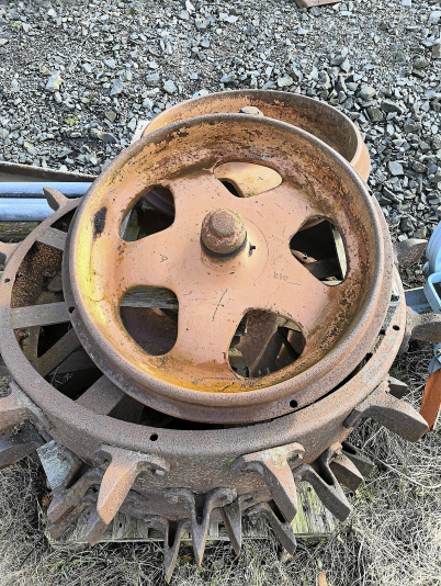 Järnhjul fram till Fordson Låglund/Höglund