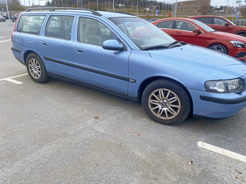 Volvo 2,4l 140 hk