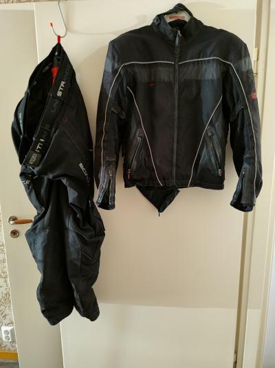 MC kläder st L Lindstrands Sinisalo UFO hjälm st M