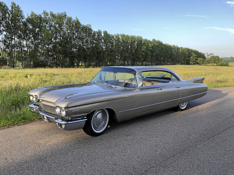 CADILLAC SERIES 62