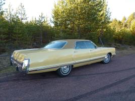 ?Chrysler New Yorker Brougham