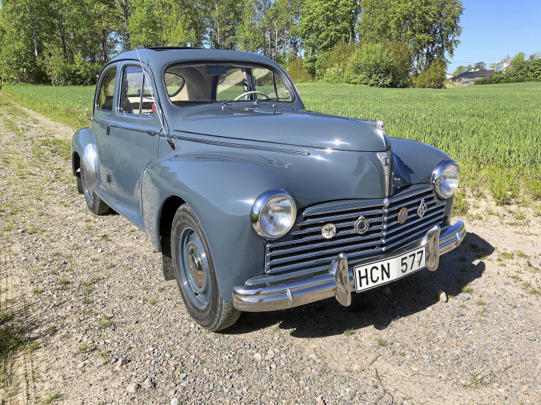 Peugeot 203a