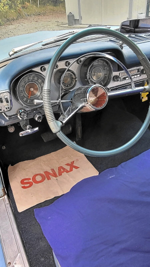 Chrysler Saratoga