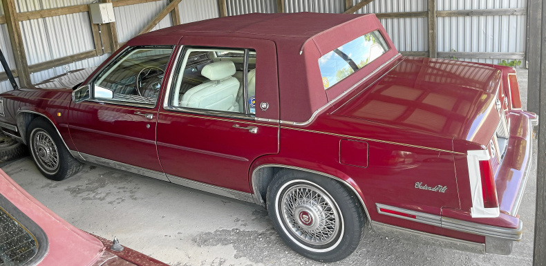 Cadillac Sedan De ville