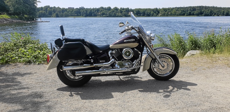 YAMAHA XVS 1100A