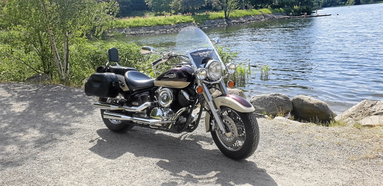 YAMAHA XVS 1100A