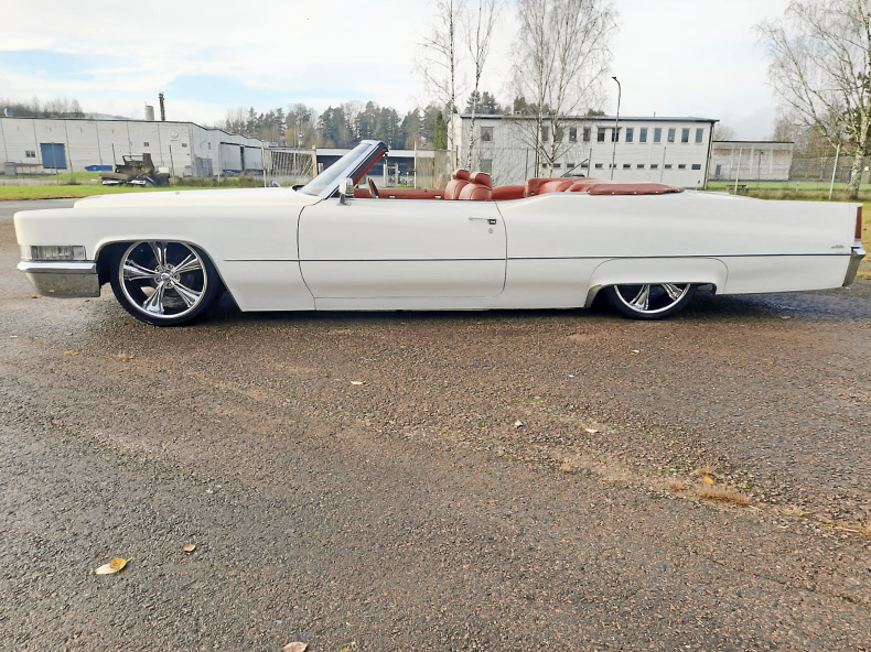 Cadillac De Ville Convertible