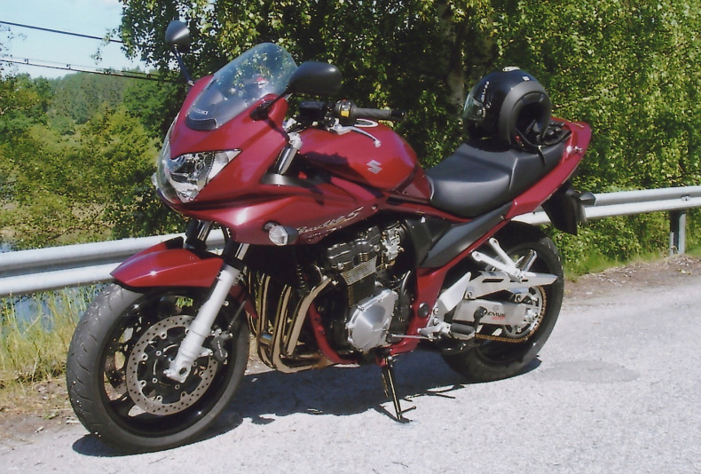 Suzuki GSF 1200S