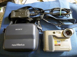 SONY´S FÖRSTA DIGITALKAMERA