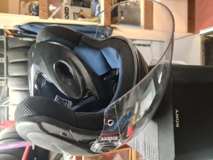 MC HJÄLM  SHARK-400-INTERGRAD