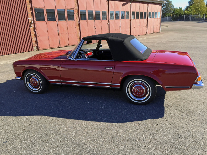 Mercedes-Benz Pagoda 230 SL