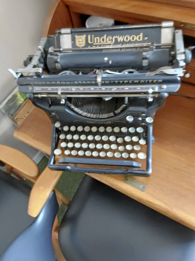Skrivmaskin