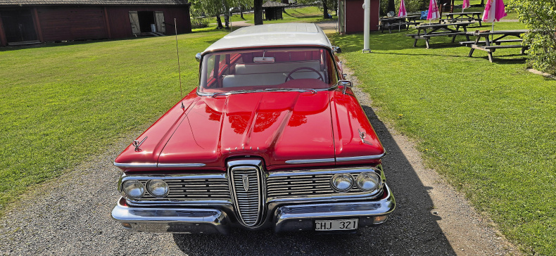 EDSEL  VILLAGER  5.9 V8 AUT