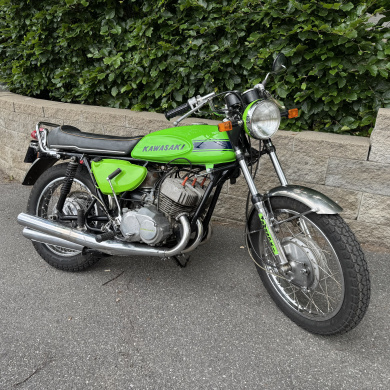 Kawasaki MACH III, 500 cc -70. Klassisk trepip!