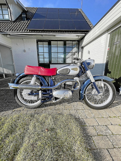 Monark Blue Arrow