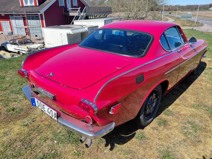 Volvo P1800E