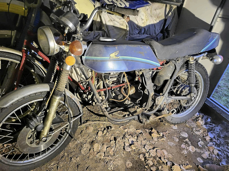 Honda 125 och CB250 projekt.