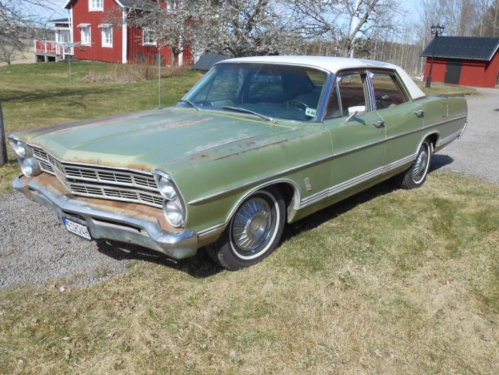 Ford Galaxie -67 4d sedan