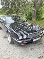 Jaguar XJR