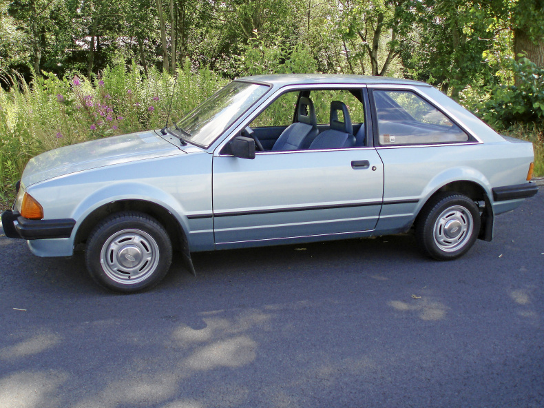 Ford Escort 1,6 GL