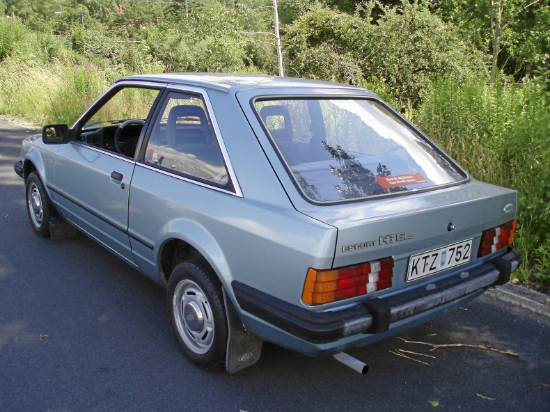 Ford Escort 1,6 GL