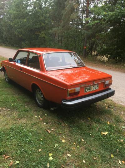 Volvo 142