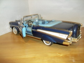 1:18 Chevrolet Bel Air Cab. -57
