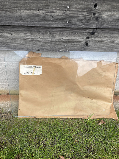 Nya bilrutor från gammalt lager