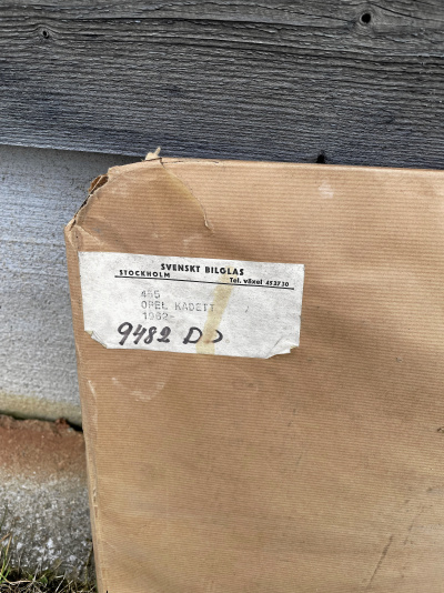 Nya bilrutor från gammalt lager