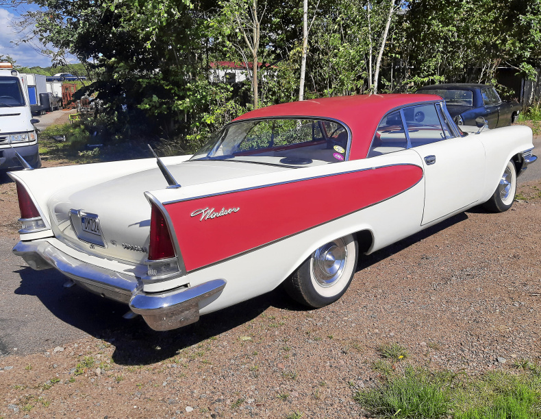 Chrysler Windsor