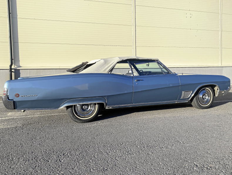 Buick Wildcat Custom Convertible