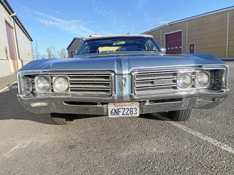 Buick Wildcat Custom Convertible