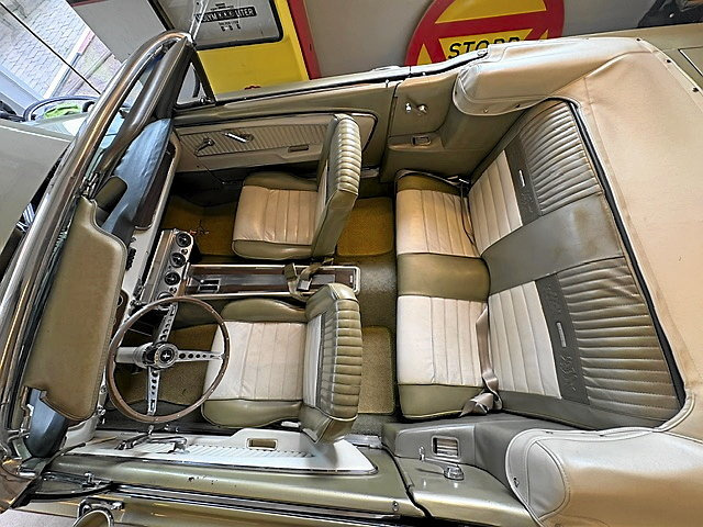 Ford Mustang cab V8 aut 1965