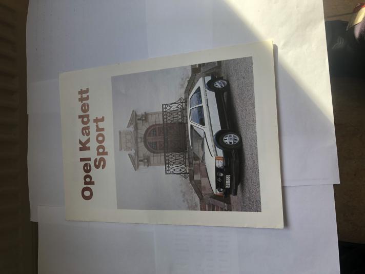 OPEL- broschyr.