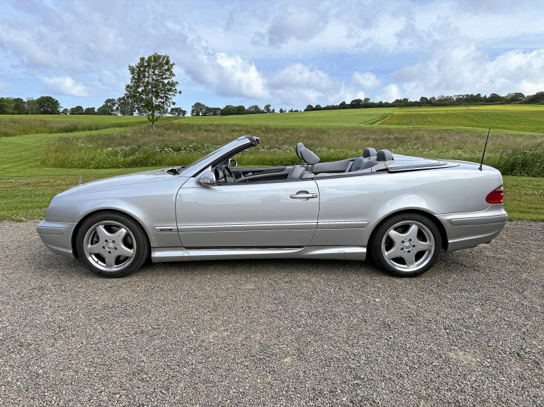 Mercedes-Benz CLK430 Cab