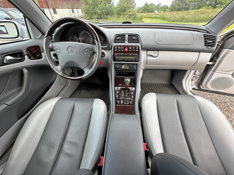 Mercedes-Benz CLK430 Cab