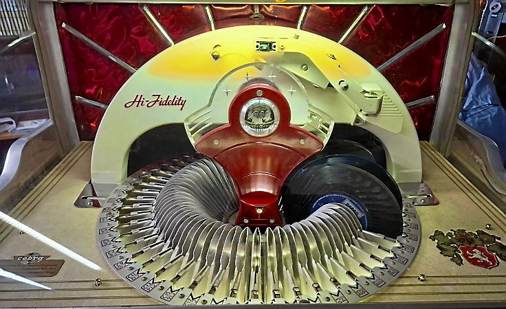 JUKEBOX - WURLITZER