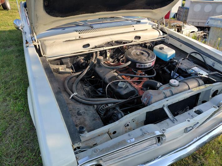 Plymoth Valiant Cab