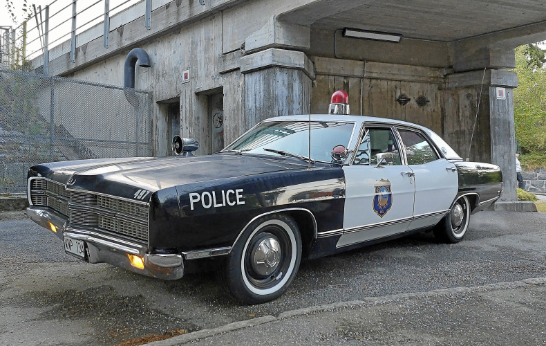 Ford LTD Police