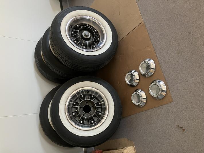Åttabultade fälgar till Pontiac