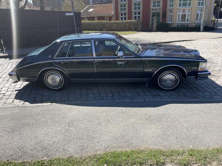 Cadillac seville 1982