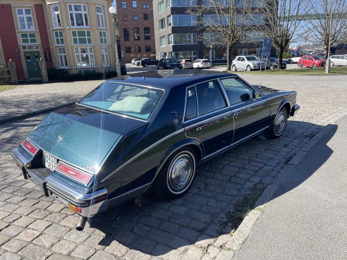 Cadillac seville 1982