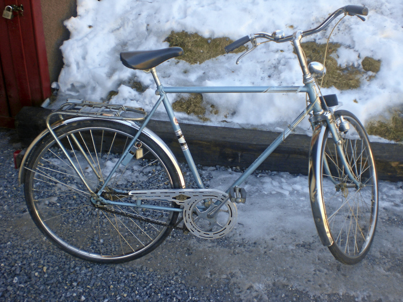 Crescent Raketare och "cykel på köpet"