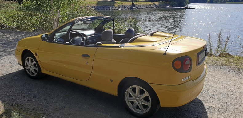 RENAULT MEGANE KARMANN CABRIOLET