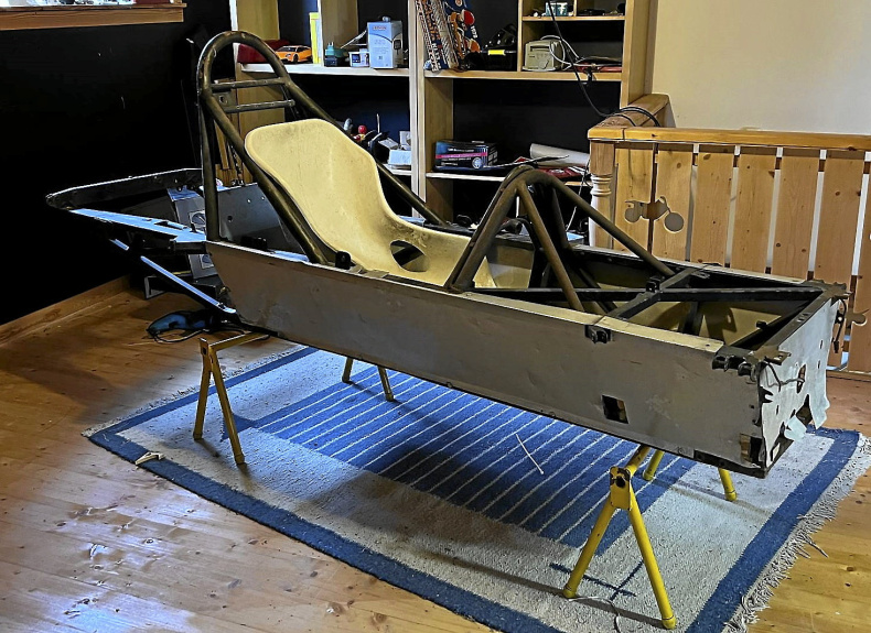 FÖR HEMMABYGGE  RAM VAN DIEMEN RF75 MED DELAR
