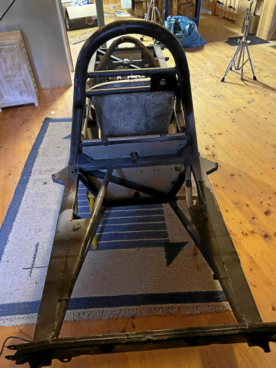 FÖR HEMMABYGGE  RAM VAN DIEMEN RF75 MED DELAR