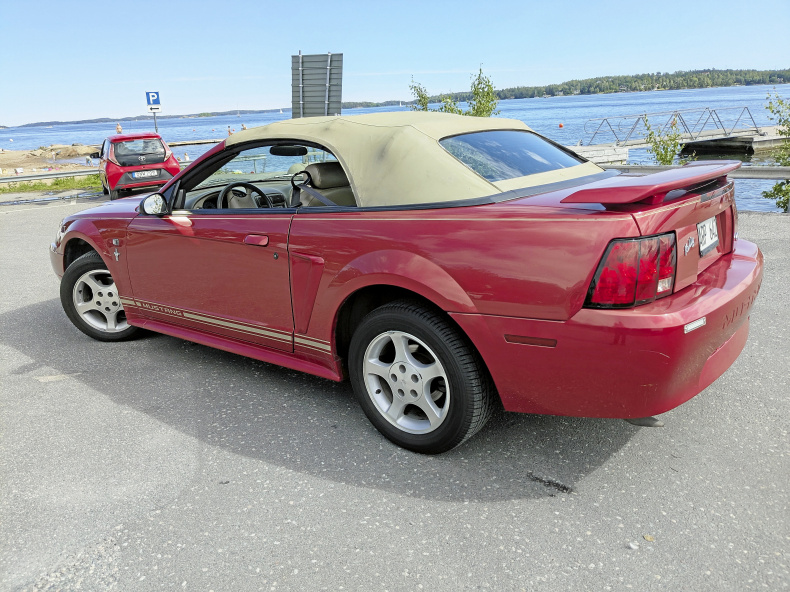 Mustang Cab 3,8 L V6 Automat
