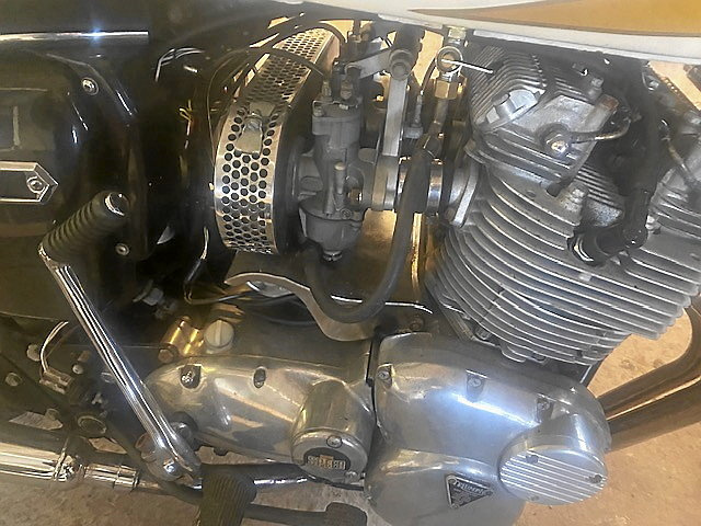 Triumph Trident T 160