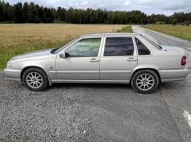 VOLVO S70